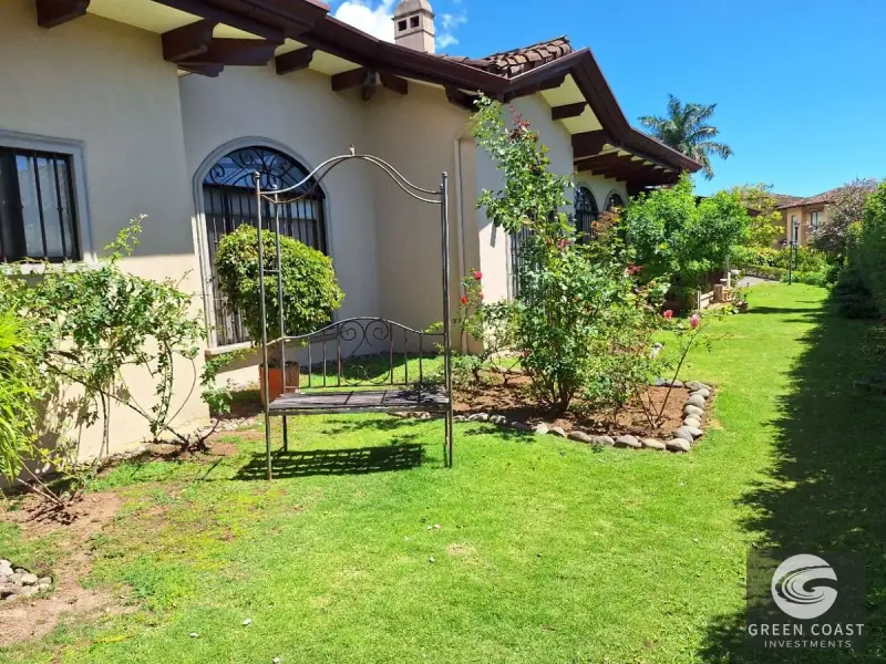 Luxury 5-BR Estate with Sprawling Gardens in Prestigious Gated Colinas de Montealegre — view 38, Tres Ríos, La Unión, Costa Rica