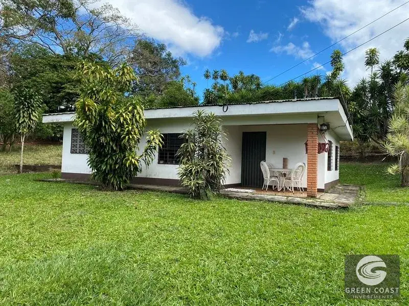 Luxury 3-Home Estate with Pool and Fruit Orchards in Poas, Alajuela — view 2, Carrillos, Poas, Costa Rica