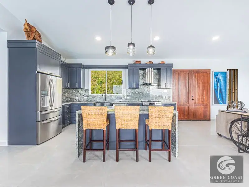 Luxury 5-BR Ocean View Villa with Infinity Pool in Exclusive Uvita Gated Community — view 10, Bahía Ballena, Osa, Costa Rica