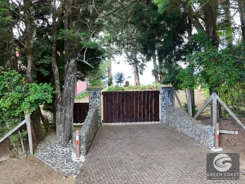 Luxury Mountain Estate in Heredia: 2-Bed Furnished Retreat on Expansive Acreage — view 9, San José de la Montaña, Barva, Costa Rica