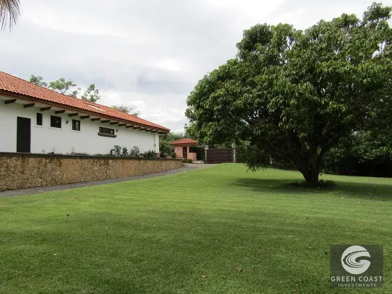 Luxury Santa Ana Estate with Two Homes, Private Pool, and Expansive Gardens near Route 27 — view 3, Santa Ana, Costa Rica