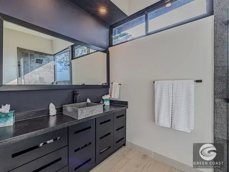 Modern Luxury Villa with Triple Ocean & Mountain Views in Portalón Hills — view 13, Quepos, Costa Rica
