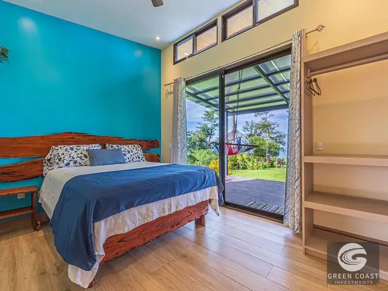 Luxury Ocean-View Estate with Main Villa, Two Guest Houses, and Dual Infinity Pools in Quepos — view 16, Savegre, Quepos, Costa Rica