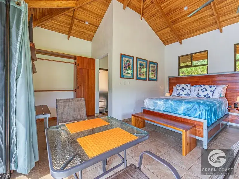 Luxury Ocean-View Estate with Main Villa, Two Guest Houses, and Dual Infinity Pools in Quepos — view 29, Savegre, Quepos, Costa Rica