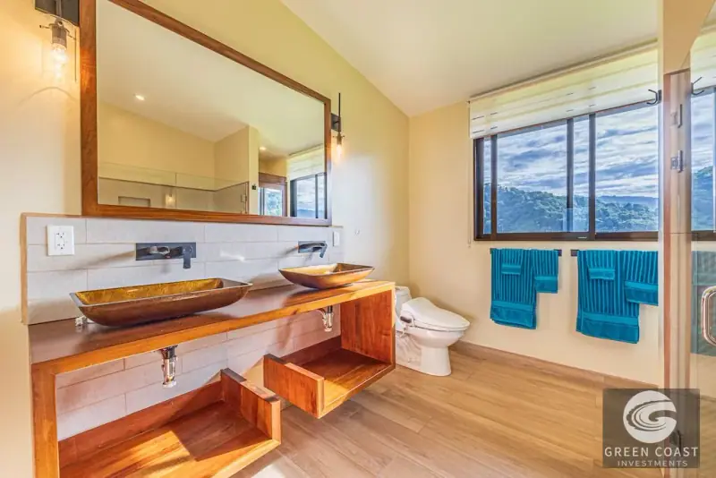 Luxury Ocean-View Estate with Main Villa, Two Guest Houses, and Dual Infinity Pools in Quepos — view 52, Savegre, Quepos, Costa Rica