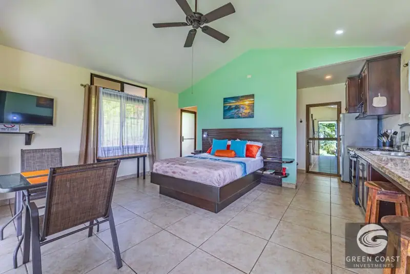 Luxury Ocean-View Estate with Main Villa, Two Guest Houses, and Dual Infinity Pools in Quepos — view 58, Savegre, Quepos, Costa Rica