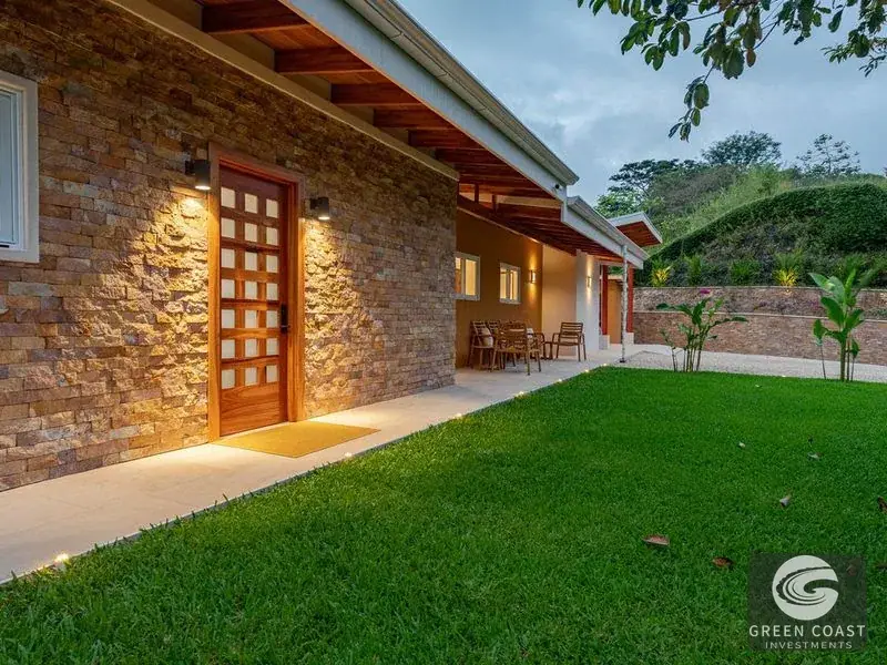 Luxury 4BR Ocean-View Villa in Uvita: Sunset Views & Bordering Nature Reserve — view 8, Bahía Ballena, Osa, Costa Rica