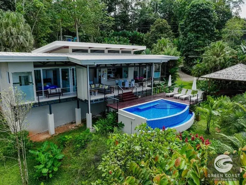 Luxury 4BR Ocean-View Villa in Uvita: Sunset Views & Bordering Nature Reserve — view 34, Bahía Ballena, Osa, Costa Rica