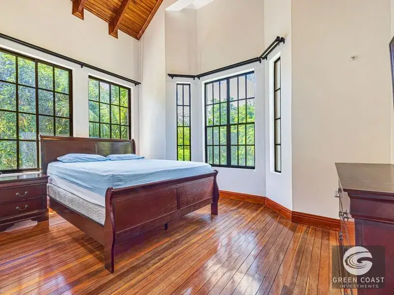 Spacious 5-BR Tropical Estate with Pool & Expansive Gardens in San Isidro — view 5, San Isidro, Perez Zeledon, Costa Rica