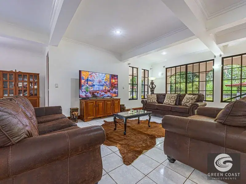 Spacious 5-BR Tropical Estate with Pool & Expansive Gardens in San Isidro — view 17, San Isidro, Perez Zeledon, Costa Rica