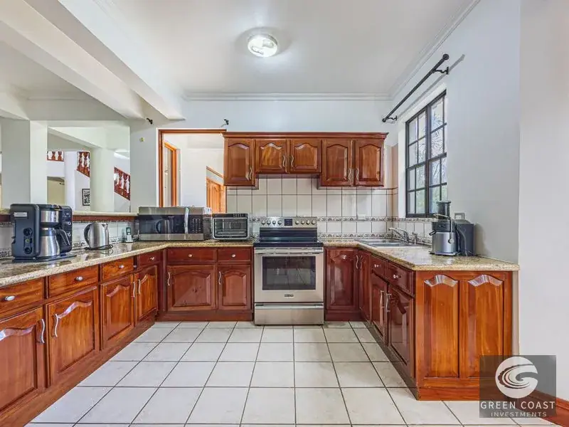 Spacious 5-BR Tropical Estate with Pool & Expansive Gardens in San Isidro — view 25, San Isidro, Perez Zeledon, Costa Rica