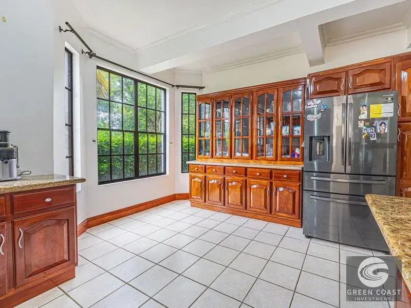 Spacious 5-BR Tropical Estate with Pool & Expansive Gardens in San Isidro — view 27, San Isidro, Perez Zeledon, Costa Rica