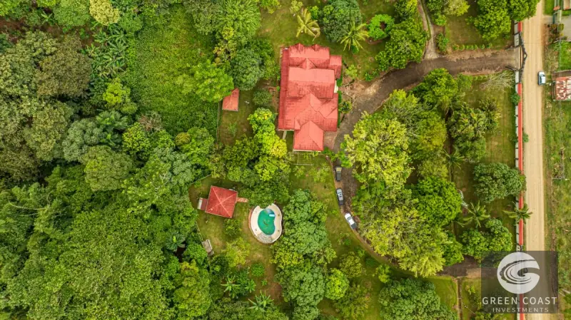 Spacious 5-BR Tropical Estate with Pool & Expansive Gardens in San Isidro — view 36, San Isidro, Perez Zeledon, Costa Rica