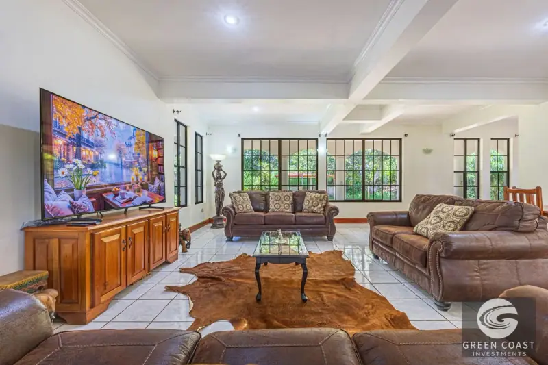 Spacious 5-BR Tropical Estate with Pool & Expansive Gardens in San Isidro — view 54, San Isidro, Perez Zeledon, Costa Rica