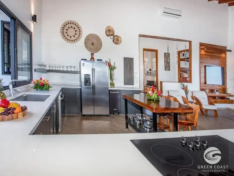 Manuel Antonio Luxury Cliffside Villa with Panoramic Ocean Views — view 4, Manuel Antonio, Costa Rica