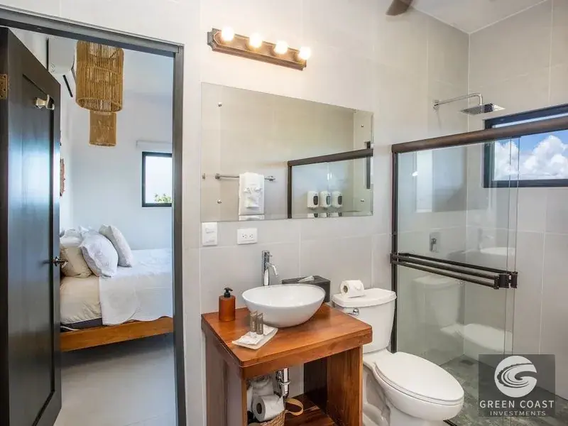 Manuel Antonio Luxury Cliffside Villa with Panoramic Ocean Views — view 12, Manuel Antonio, Costa Rica
