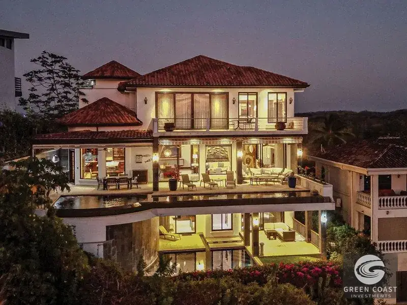 Manuel Antonio Luxury Cliffside Villa with Panoramic Ocean Views — view 32, Manuel Antonio, Costa Rica