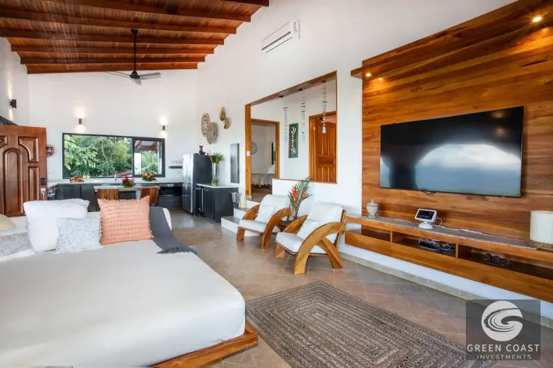 Manuel Antonio Luxury Cliffside Villa with Panoramic Ocean Views — view 37, Manuel Antonio, Costa Rica