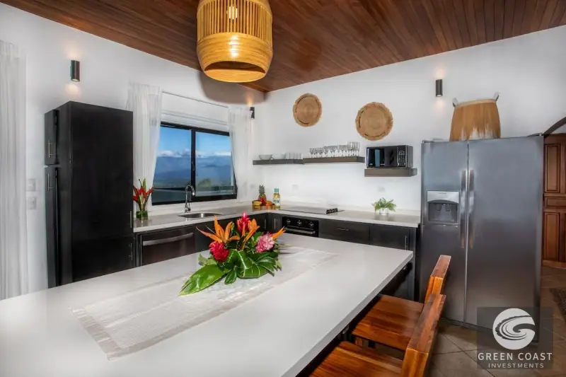 Manuel Antonio Luxury Cliffside Villa with Panoramic Ocean Views — view 56, Manuel Antonio, Costa Rica