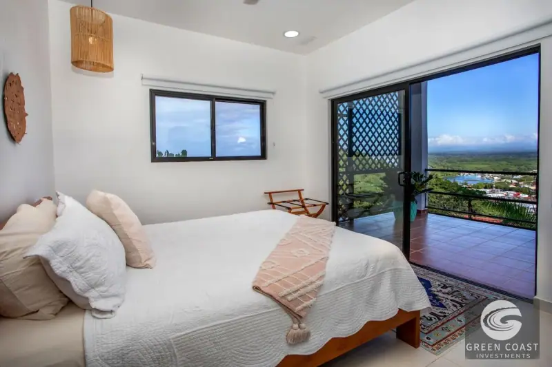 Manuel Antonio Luxury Cliffside Villa with Panoramic Ocean Views — view 61, Manuel Antonio, Costa Rica