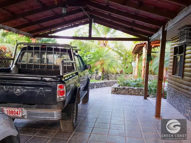 Green Coast Investments: 8-Acre Uvita Eco-Estate with 8 Homes, Ocean Views & Pool near Whale Tail — view 10, Uvita, Osa, Costa Rica
