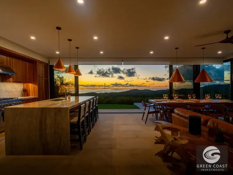 Modern Glass Sanctuary in Ojochal with Panoramic Ocean Views & Off-Grid Solar — view 4, Ojochal, Costa Rica