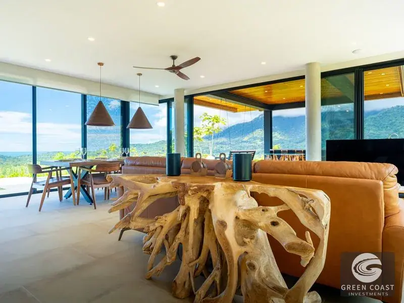 Modern Glass Sanctuary in Ojochal with Panoramic Ocean Views & Off-Grid Solar — view 11, Ojochal, Costa Rica