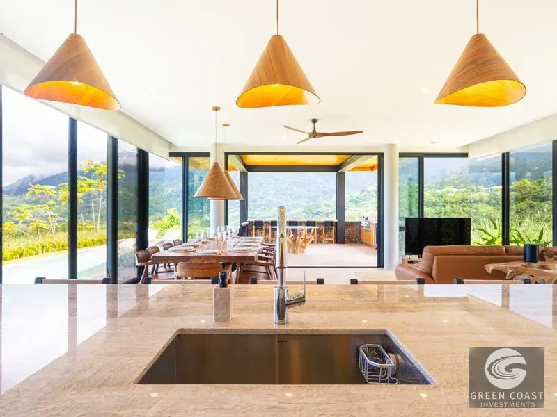 Modern Glass Sanctuary in Ojochal with Panoramic Ocean Views & Off-Grid Solar — view 12, Ojochal, Costa Rica