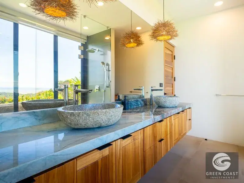 Modern Glass Sanctuary in Ojochal with Panoramic Ocean Views & Off-Grid Solar — view 28, Ojochal, Costa Rica