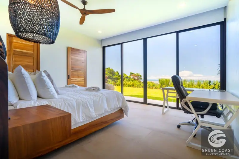 Modern Glass Sanctuary in Ojochal with Panoramic Ocean Views & Off-Grid Solar — view 61, Ojochal, Costa Rica