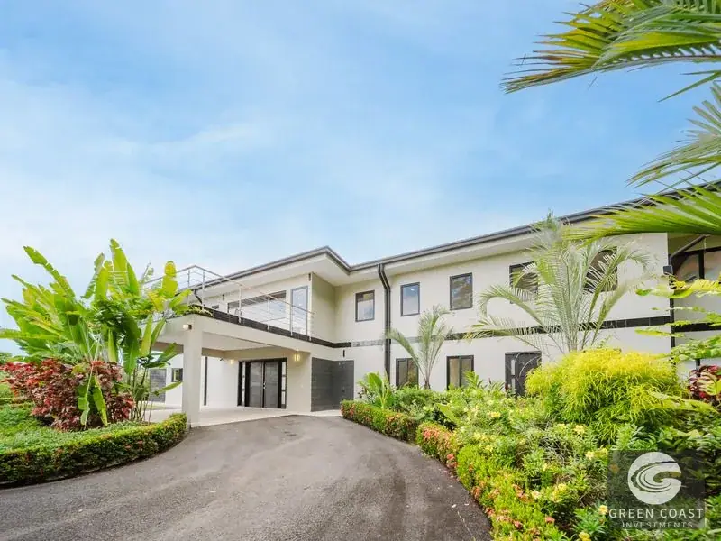 Dominical Luxury Oceanfront Estate with Infinity Pool & Endless Pacific Views — view 4, Dominical, Costa Rica