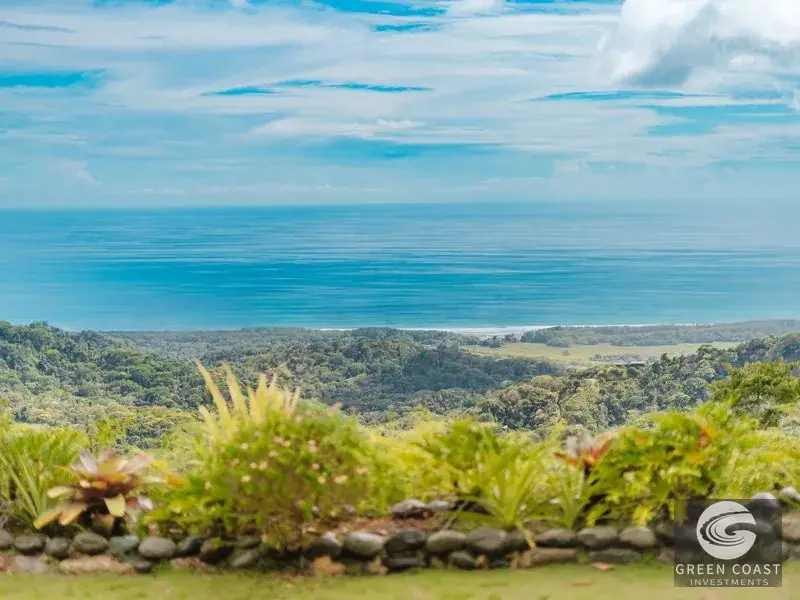 Dominical Luxury Oceanfront Estate with Infinity Pool & Endless Pacific Views — view 13, Dominical, Costa Rica