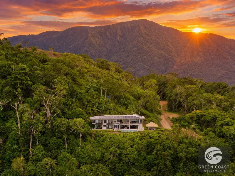 Dominical Luxury Oceanfront Estate with Infinity Pool & Endless Pacific Views — view 30, Dominical, Costa Rica