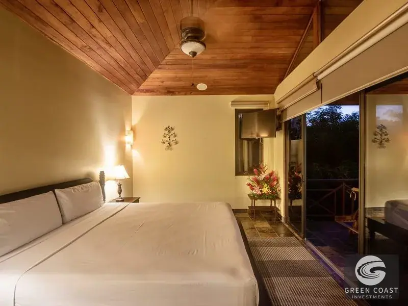 Luxury 5BR Ocean-View Estate in Exclusive Manuel Antonio Gated Haven | Green Coast Investments — view 22, Manuel Antonio, Costa Rica