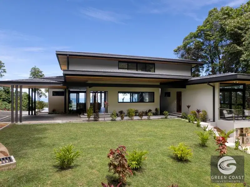 Dominical Luxury Ocean-View Estate: 4-Bed Modern Haven with Infinity Pool by Green Coast Investments — view 7, Dominical, Costa Rica