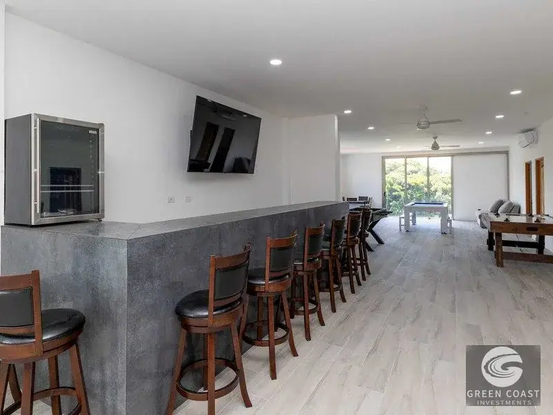 7-Bed Luxury Hilltop Estate in Quepos | 5 Acres with Pools & Mountain Views — view 21, Quepos, Costa Rica