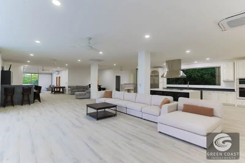 7-Bed Luxury Hilltop Estate in Quepos | 5 Acres with Pools & Mountain Views — view 50, Quepos, Costa Rica