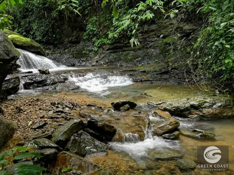 Dominical Prime Investment Estate Featuring 70m Waterfall, Pool, and Massive Usable Acreage Near Beach — view 10, Dominical, Costa Rica
