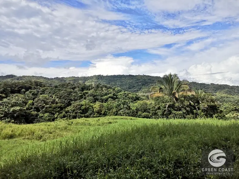 Dominical Prime Investment Estate Featuring 70m Waterfall, Pool, and Massive Usable Acreage Near Beach — view 23, Dominical, Costa Rica