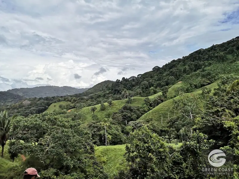 Dominical Prime Investment Estate Featuring 70m Waterfall, Pool, and Massive Usable Acreage Near Beach — view 26, Dominical, Costa Rica