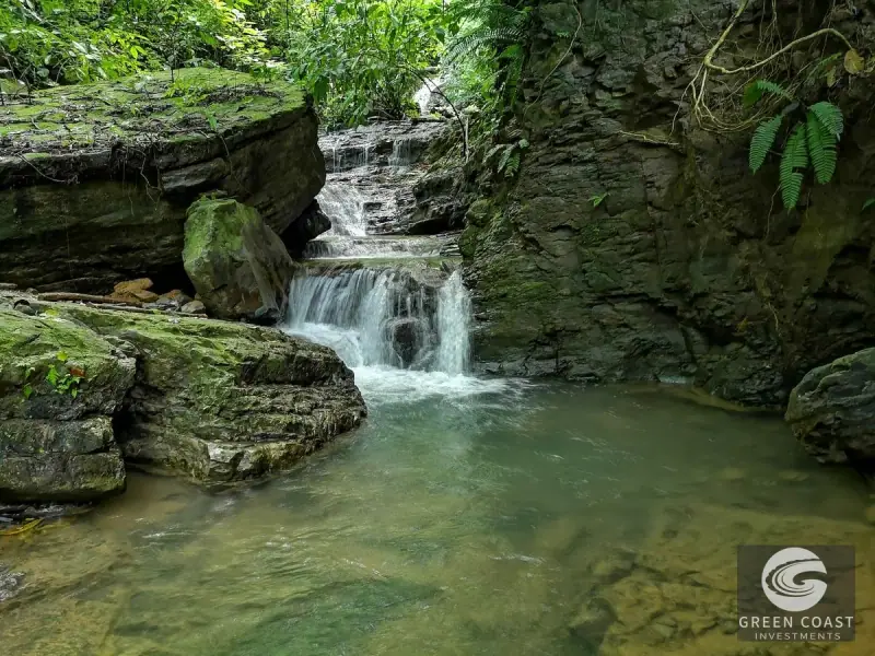 Dominical Prime Investment Estate Featuring 70m Waterfall, Pool, and Massive Usable Acreage Near Beach — view 30, Dominical, Costa Rica