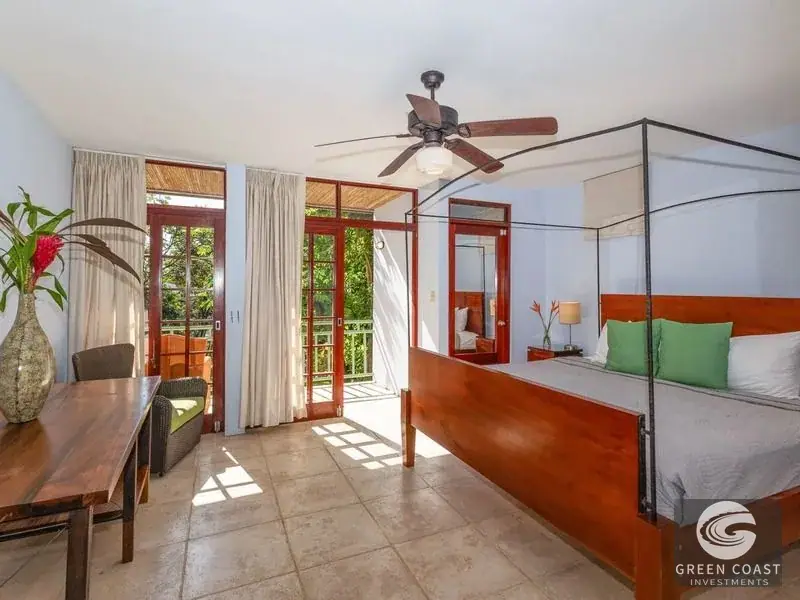 Green Coast Investments: 7BR Ocean-View Jungle Villa in Manuel Antonio with Dual Pools — view 16, Quepos, Costa Rica