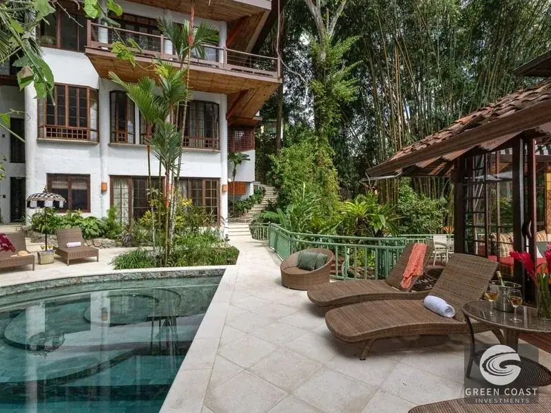 Green Coast Investments: 7BR Ocean-View Jungle Villa in Manuel Antonio with Dual Pools — view 25, Quepos, Costa Rica