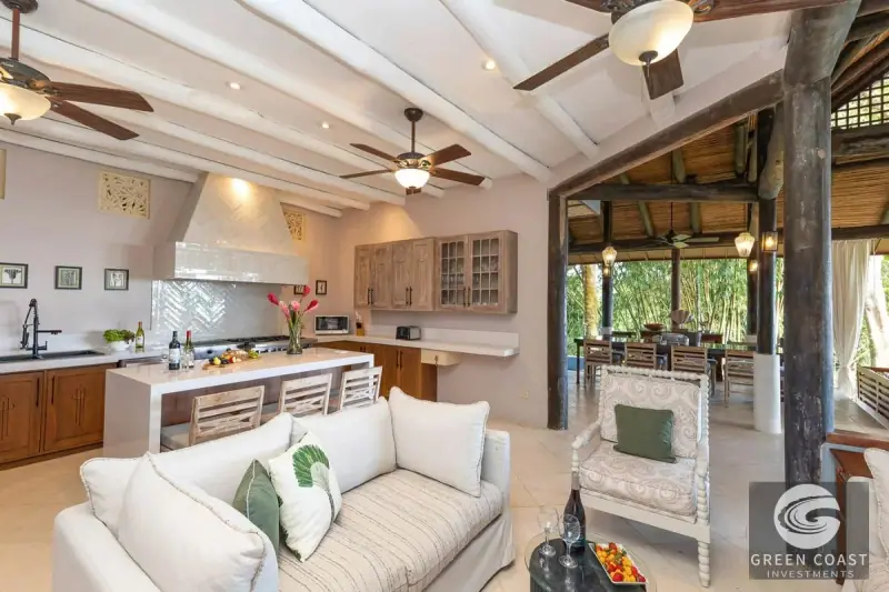 Green Coast Investments: 7BR Ocean-View Jungle Villa in Manuel Antonio with Dual Pools — view 55, Quepos, Costa Rica